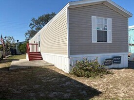 11524 Meredyth St in Tampa, FL - Building Photo