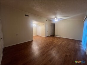 1524 Shannon Cir in New Braunfels, TX - Building Photo - Building Photo