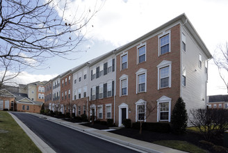 High View at Hunt Valley in Hunt Valley, MD - Foto de edificio - Building Photo