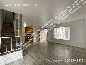 314 W Lockeford St in Lodi, CA - Building Photo - Building Photo