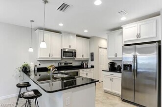 12123 Mahogany Cove St in Ft. Myers, FL - Building Photo - Building Photo