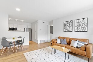 The Alpine Apartments in Fort Collins, CO - Building Photo