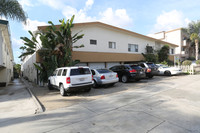 The Mentone Apartments in Los Angeles, CA - Building Photo - Building Photo