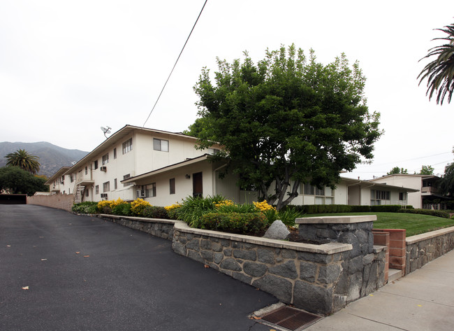 Sierra Terrace in Sierra Madre, CA - Building Photo - Building Photo