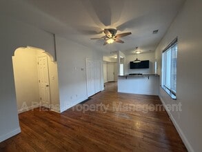 6318 Cabanne Ave in University City, MO - Building Photo - Building Photo