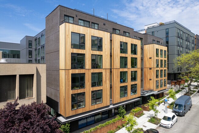 Kirin in Seattle, WA - Foto de edificio - Building Photo