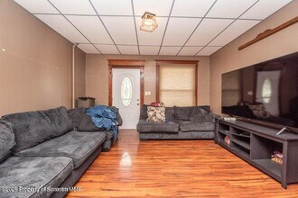 945 William St in Avoca, PA - Building Photo - Building Photo