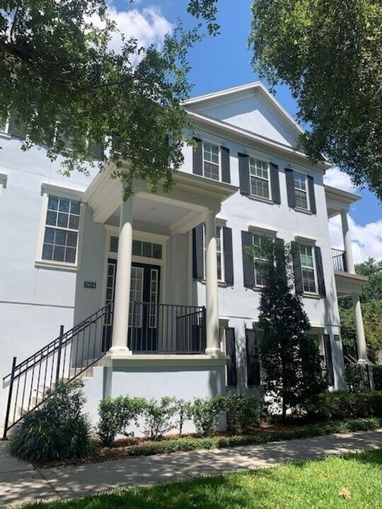 2011 Meeting Pl in Orlando, FL - Foto de edificio