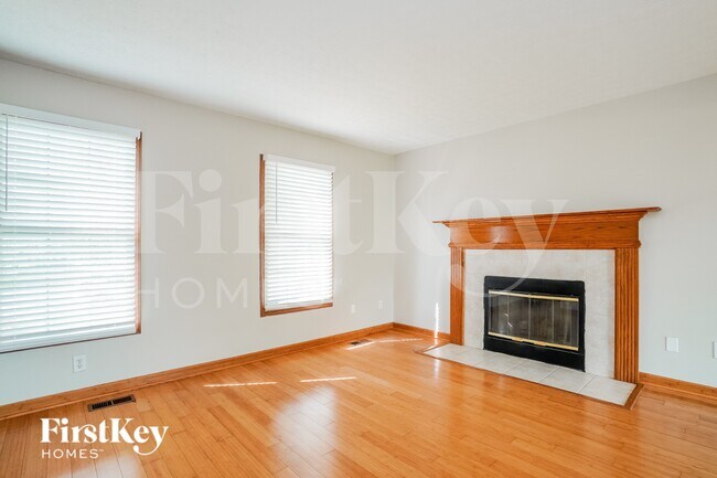 1072 Tarragon Dr in Marysville, OH - Building Photo - Building Photo