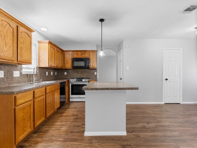 property at 1023 Santa Fe Ct