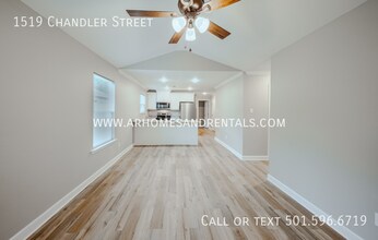 1519 Chandler St in North Little Rock, AR - Building Photo - Building Photo