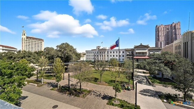 222 Losoya St in San Antonio, TX - Building Photo - Building Photo