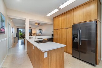 21330 Lancaster Run, Unit 1211 in Estero, FL - Foto de edificio - Building Photo