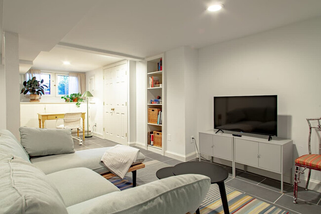 908 Westminster St NW-Unit -ID1037736P in Washington, DC - Building Photo - Building Photo