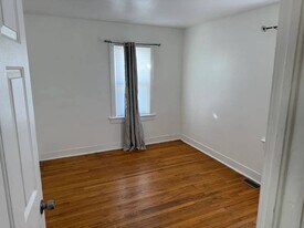 136 Morton Ave in Albany, NY - Building Photo