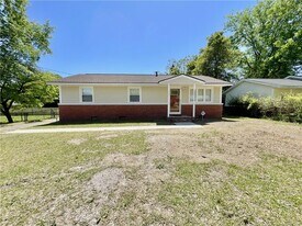 6005 Blairmore Pl in Fayetteville, NC - Building Photo