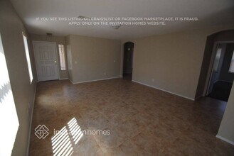 725 S Parkwood in Mesa, AZ - Building Photo - Building Photo