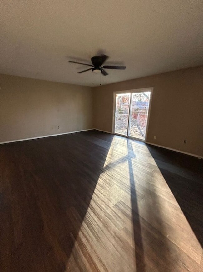 1716 S Olive St in Pittsburg, KS - Building Photo - Building Photo