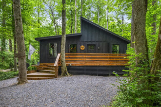 4949 Ledford Rd in Cosby, TN - Building Photo - Building Photo