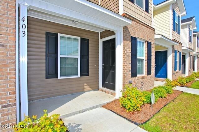 403 Falls Cove in Jacksonville, NC - Building Photo - Building Photo