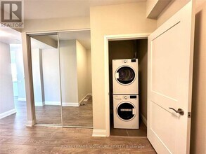 15 Lynch St in Brampton, ON - Building Photo - Building Photo