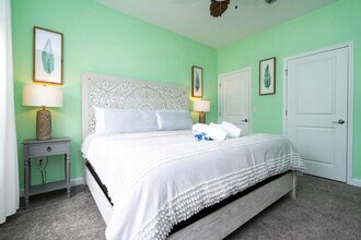 4210 Paragraph Dr in Kissimmee, FL - Building Photo - Building Photo