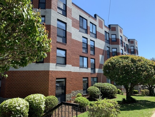 property at 35 Vine St