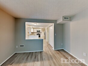 9021 Touchstone Ln in Charlotte, NC - Foto de edificio - Building Photo