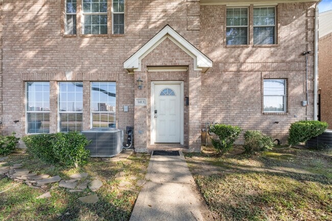 property at 1413 TX-146