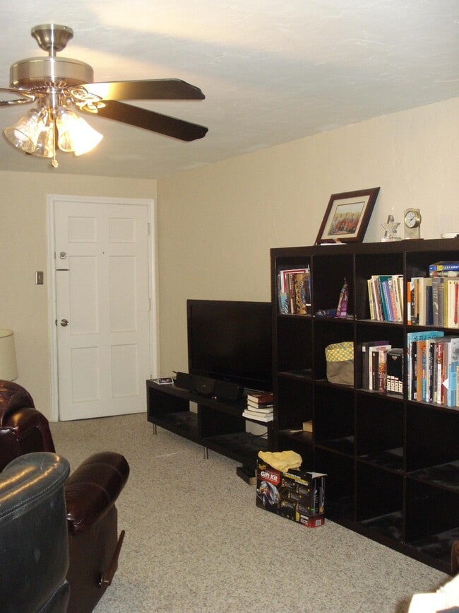 property at 908 E Atkin Ave