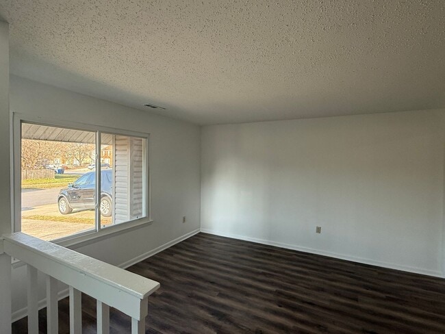 5583 Old Guard Crescent in Virginia Beach, VA - Building Photo - Building Photo