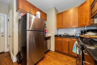 1568 Tremont St, Unit 2 in Boston, MA - Building Photo - Building Photo