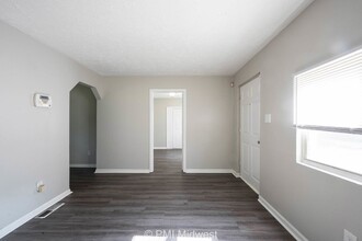 524 W 23rd St-Unit -3 in Indianapolis, IN - Building Photo - Building Photo