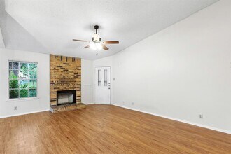 9902 Brasher Dr in Austin, TX - Building Photo - Building Photo