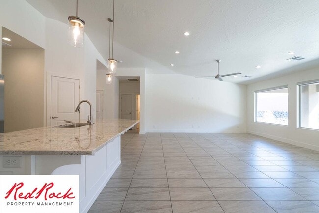 2132 E Sunshine Cir in Saint George, UT - Building Photo - Building Photo