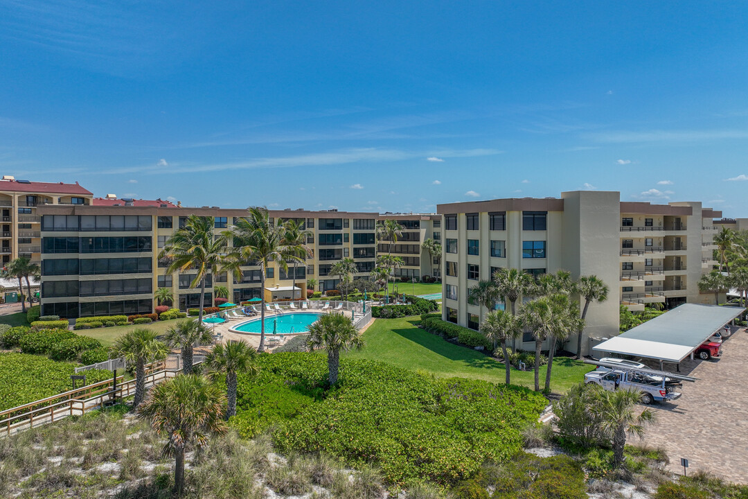 Island Reef in Sarasota, FL - Foto de edificio