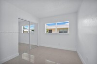 645 Kathy Ct in Margate, FL - Building Photo - Building Photo