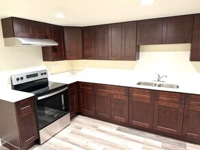 10351 Cambridge St, Unit G2 in Westchester, IL - Building Photo - Building Photo