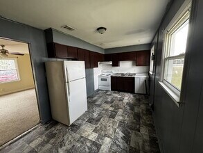 321 Fraser Cir in Hinesville, GA - Building Photo - Building Photo