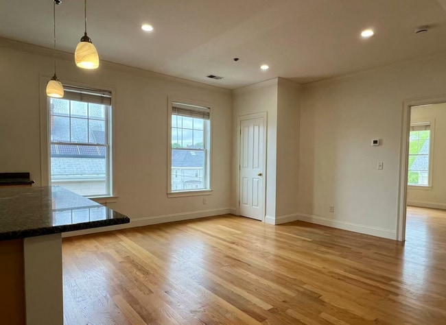 152 Clifton St in Malden, MA - Building Photo - Building Photo