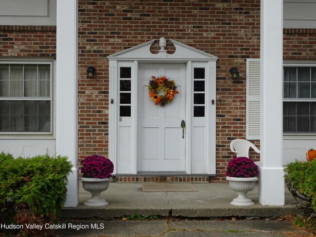 167 NY-23 in Claverack, NY - Building Photo - Building Photo