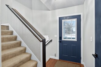 2680 Brittany Ln in Woodbury, MN - Foto de edificio - Building Photo