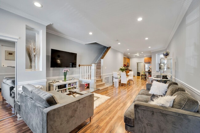 property at 1624 N Felton St