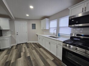 4225 20th Pl in Gary, IN - Building Photo - Building Photo
