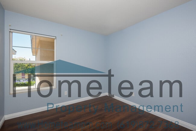 property at 1453 Levant Ln