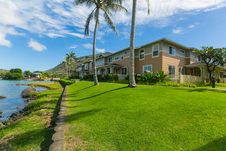 580 Lunalilo Home Rd in Honolulu, HI - Foto de edificio - Building Photo