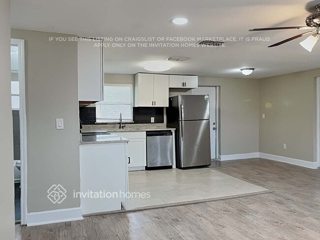 201 Spring Lake Cir in Ocoee, FL - Building Photo - Building Photo