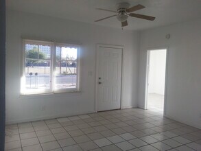 1622 W Polk St in Phoenix, AZ - Building Photo - Building Photo