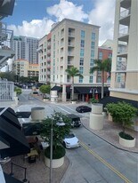 7275 SW 90th St in Miami, FL - Building Photo