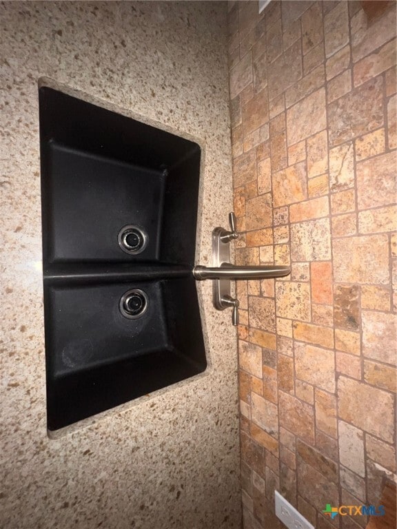property at 1247 Honor Ln